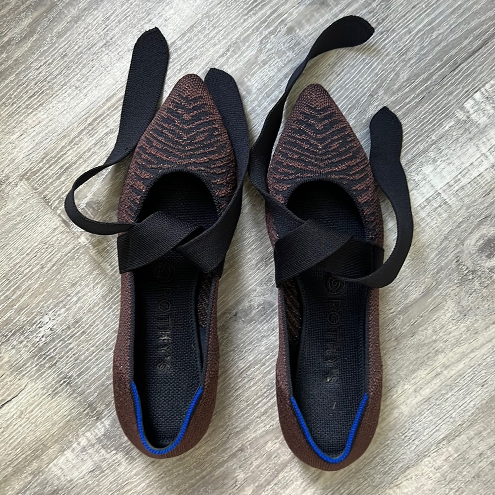 Rothy’s *gorgeous* pointed toe flats - size 8.5